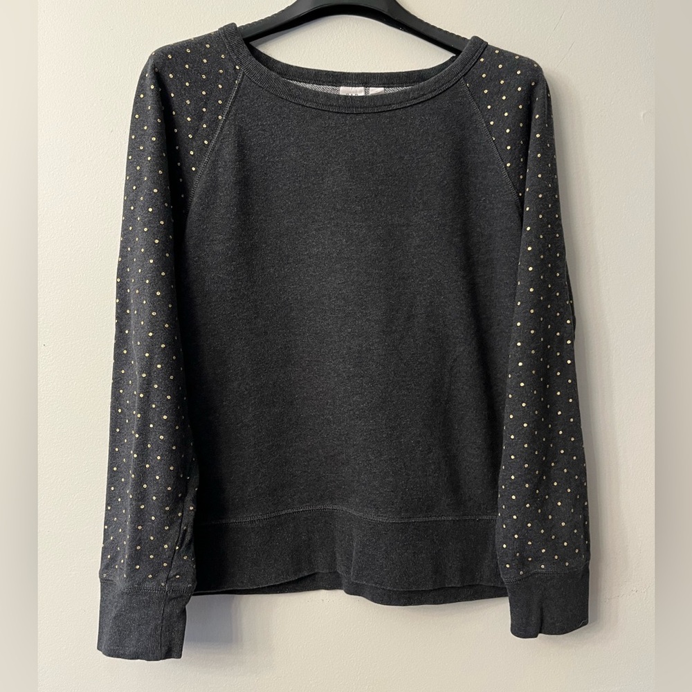 ✅ Dark Grey Gap Crew Neck Sweatshirt with gold dot detailing